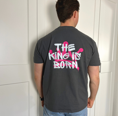 The King is born (Oversize, Unisex) T-Shirt